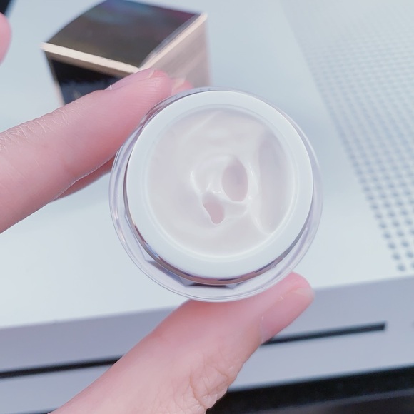 NIB estee lauder re nutriv ultimate diamond transformative energy creme 7ml - Picture 5 of 6